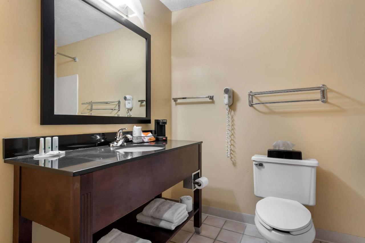 Quality Inn & Suites Lebanon I-65 Exterior foto