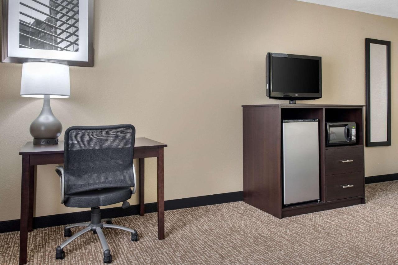 Quality Inn & Suites Lebanon I-65 Exterior foto